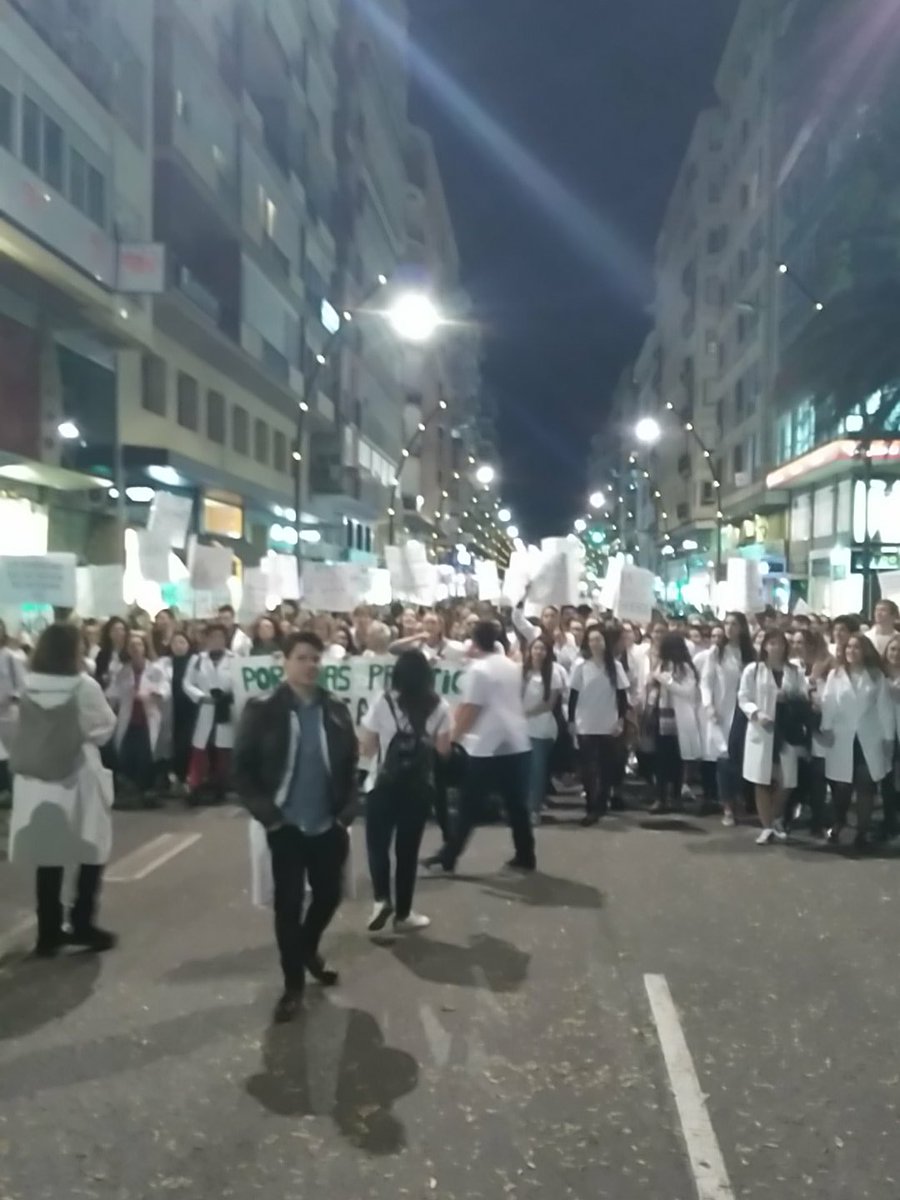daenfeum's tweet photo. Candidato a rector! Prácticas de calidad!!!
#sosenfermeriaumu #PracticasdeCalidad
@joselujanrector
@pablo_artal
@jgomezrector
@EmilioRector
@LozanoRector https://t.co/a6IYpiH1GT
