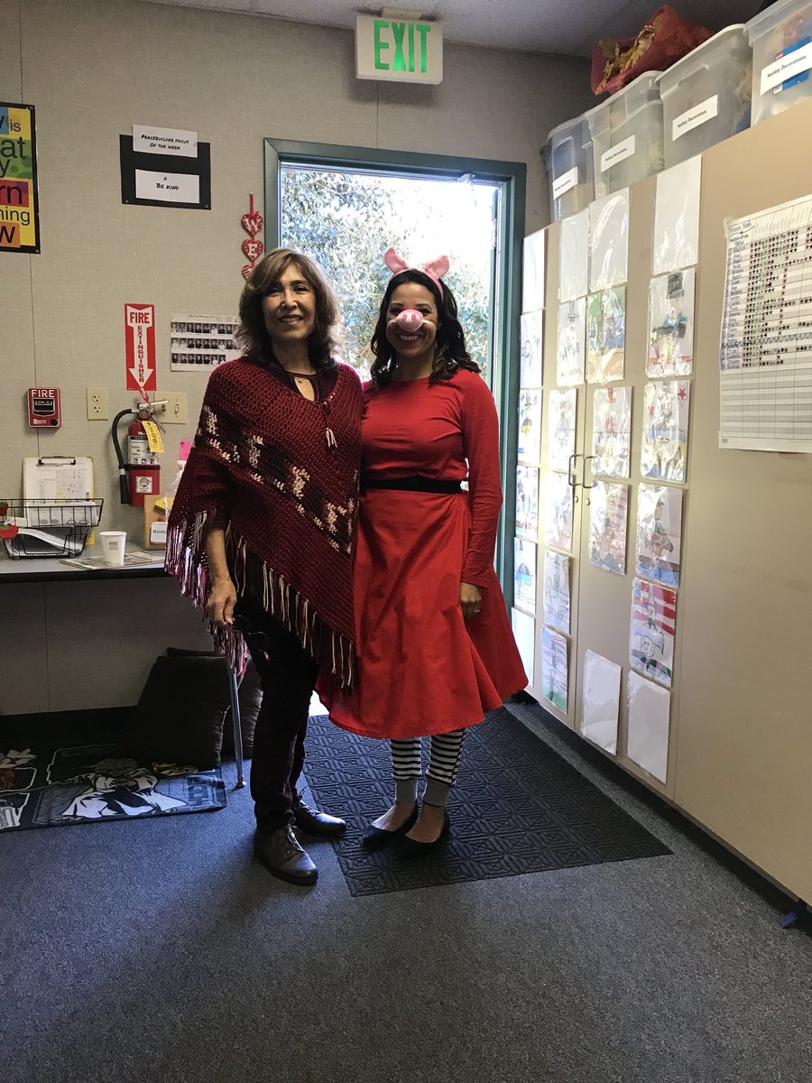 Lina12294's tweet photo. Celebrating Literacy!! @Acreslincoln https://t.co/IYYLEFsHJI