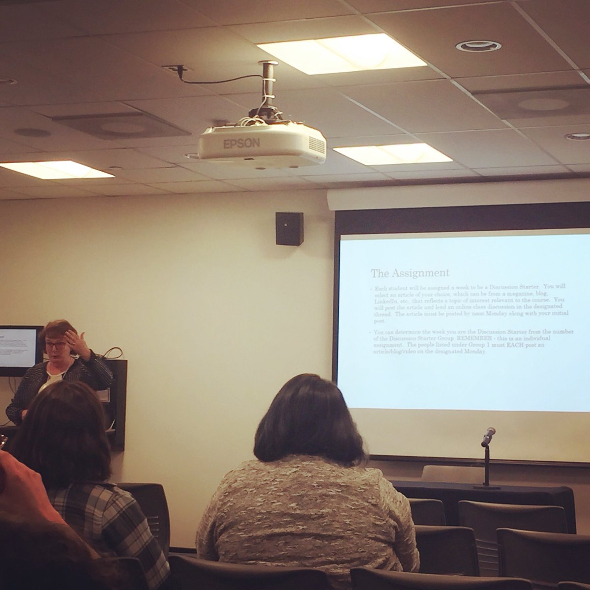 higheredsarah's tweet photo. Prof. Kathleen uses student “starters” to encourage students to find content based on a subject and post them to engage their classmates in a discussion. Instructors can then expand on the discussion. #RUCelearn18 https://t.co/oWLen7csqI