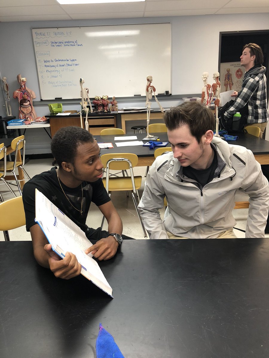 Godson4Prez's tweet photo. Godson helping a fellow student with his academics #Godson4thepeople https://t.co/R7DusWQjl4