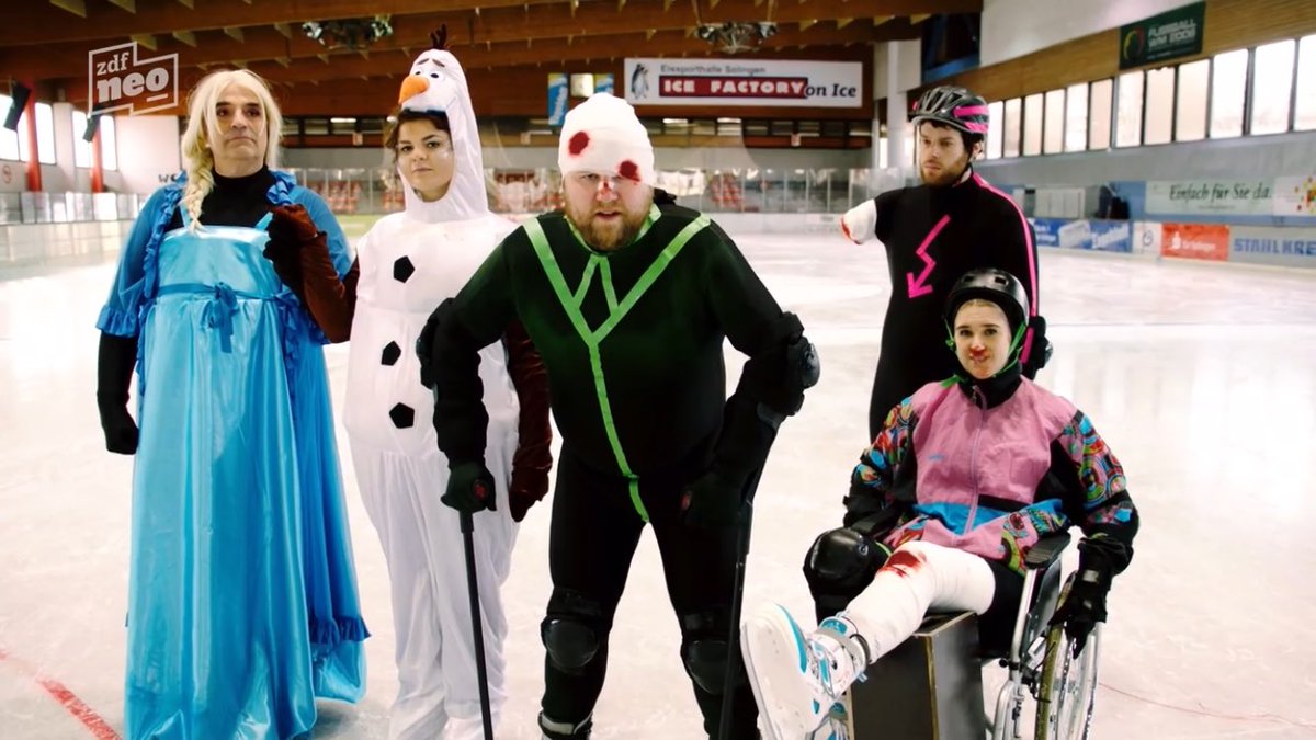 Und denkt immer dran: 
Das wichtigste Gebäude...ist das Teambuilding.
 
#tauchkaese