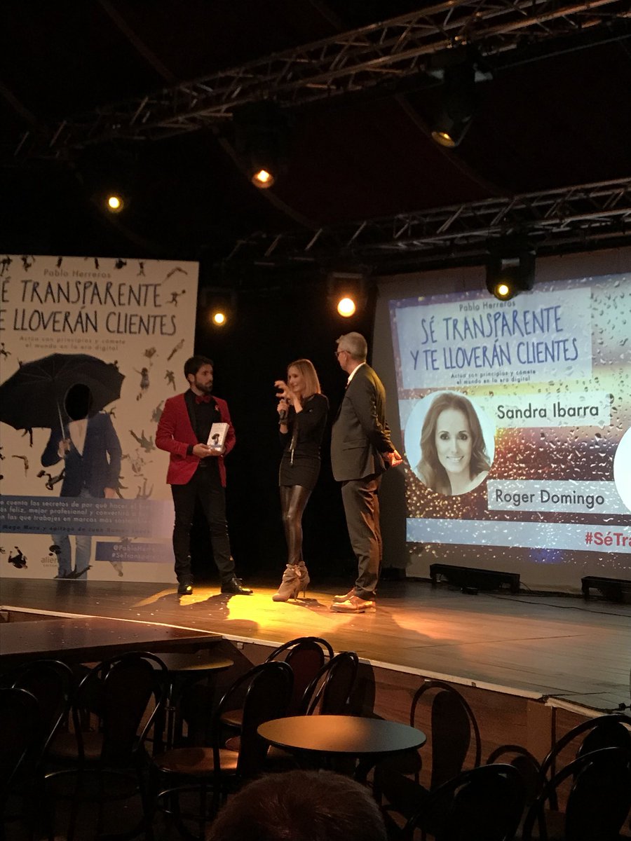 PhilGonzalez's tweet photo. Presentación del libro #setransparente y te lloverán clientes de @PabloHerreros con Sandra Ibarra de @fundacionsi y @RogerDomingo #librosolidario https://t.co/A7AIR9yXsk