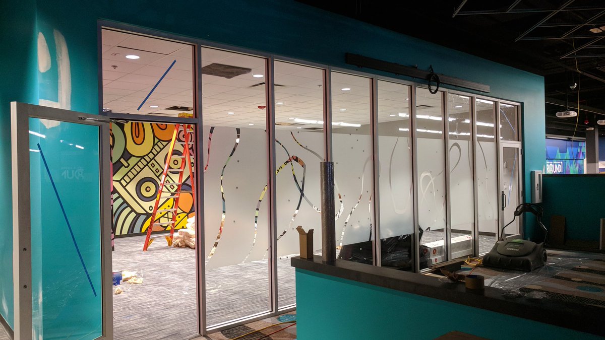 Round1_Broadway's tweet photo. 🎳 Our next Round1 location at Great Lakes Mall in Mentor, Ohio is coming along nicely and we wanted to share some behind the scene pics.  ��� Stay tuned as we finalize construction and announce our Grand Opening date for this location. 🚧#Round1 #ComingSoon #GreatLakesMall https://t.co/lMd65KoAF4