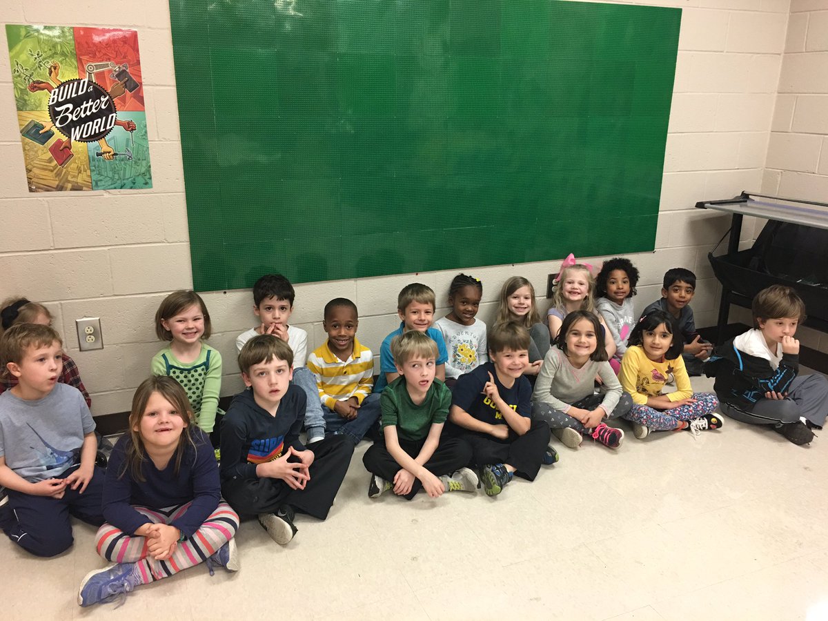 trishintarget's tweet image. #eastsideeaglepride. #makerspacefun