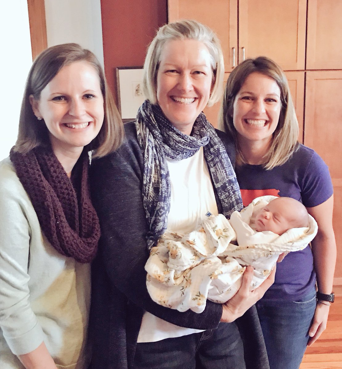 Lunch breaks with babies are the best! #babyfriends