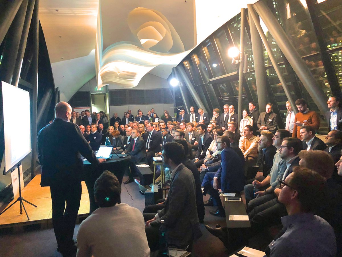 GermanTechBLN's tweet image. 🏙 What an amazing evening we&apos;re having for the #PropTechSummit with @unioninvestment in #Frankfurt! Humbled to have such fantastic speakers and #PropTech founders pitching - thank you Dr. Michael Bütter, CEO of @Immobilienscout, for your inspiration! @Konii_de @unionrealestate