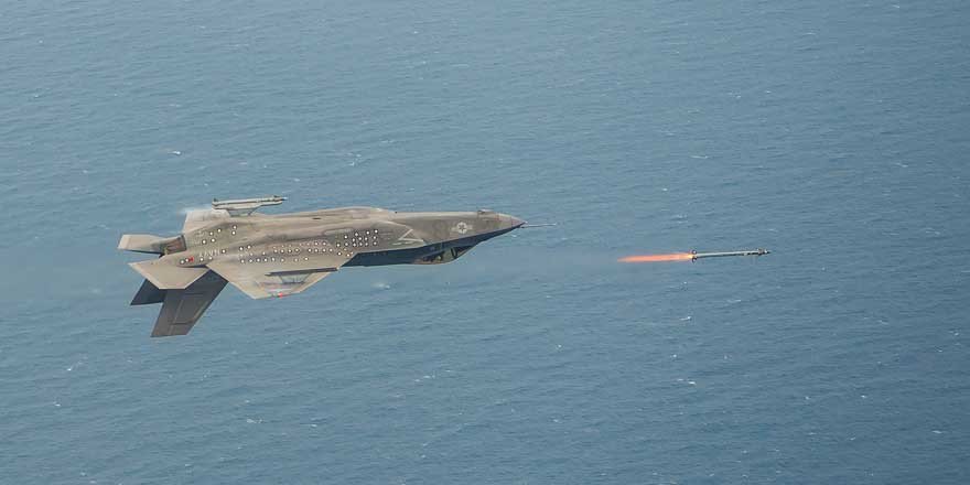 thef35's tweet photo. ...........Because I was inverted. 

#F35 pilots demonstrate their #TopGun skills day in and day out. RT and share your favorite inverted photos of the #F35 for #TBT. #avgeek https://t.co/jD28NJUfSb