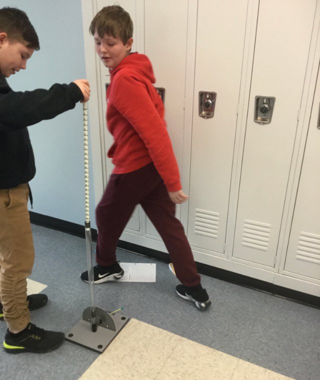 ssalimcps's tweet photo. LMS 6A students are exploring Newton’s Laws by designing, building and launching straw rockets @lmsleopards #lmsbest https://t.co/vJTOVnjQI3