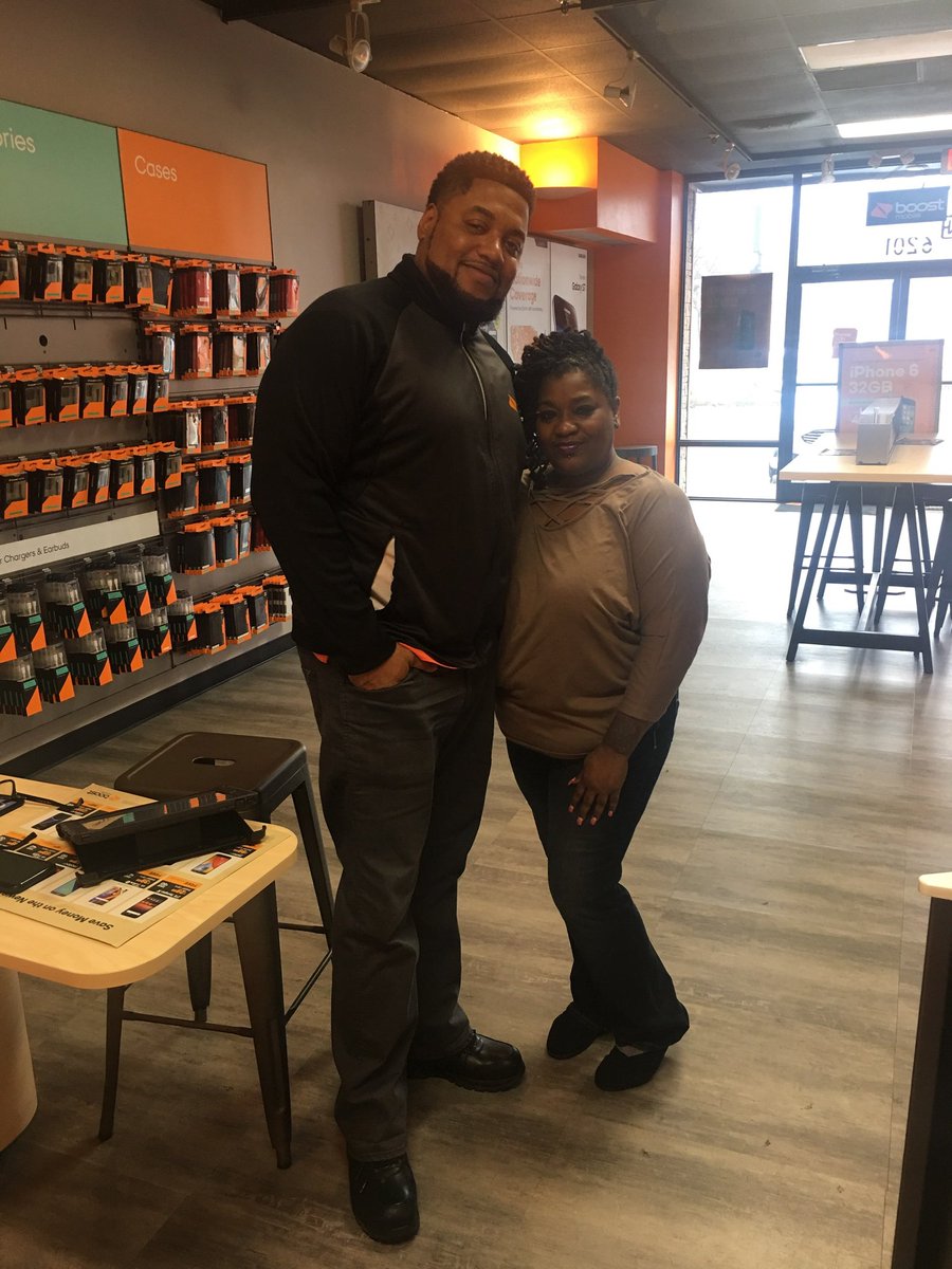 Samuel Burnette (BoostmanSam) tweet media