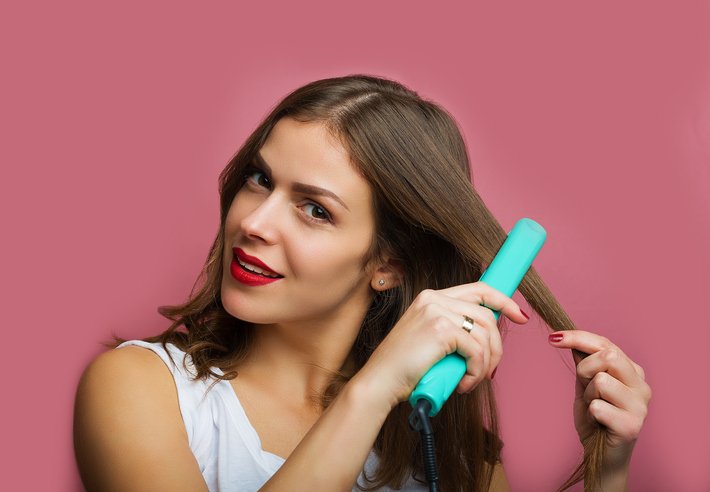 Cuida tu cabello del planchado con estos tips que te compartimos bit.ly/2oGDI8Q    *