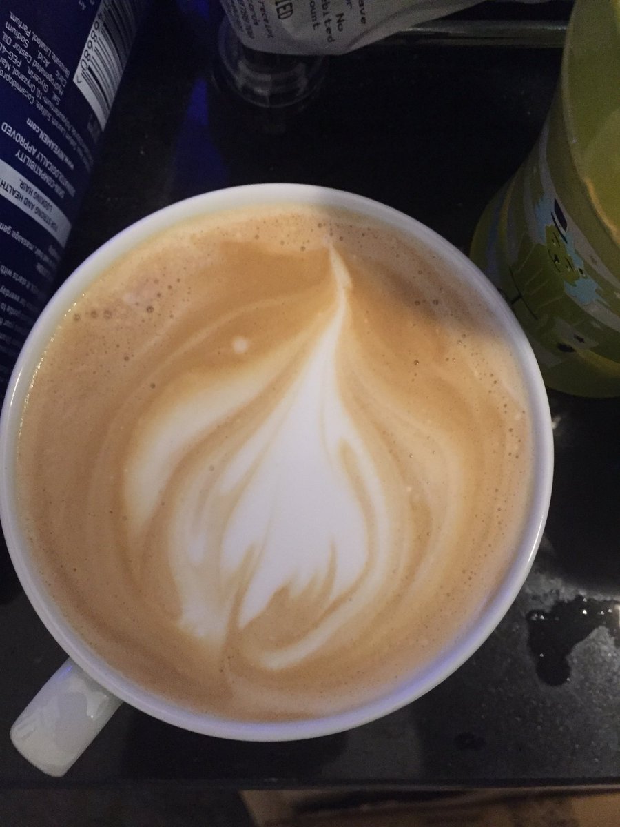 M_Brake11's tweet photo. This has been a productive snow day: my latte art skills have dramatically improved! 😂 @NespressoUK #LatteArt #Creatista #Coffee https://t.co/rfVrbNAPNG