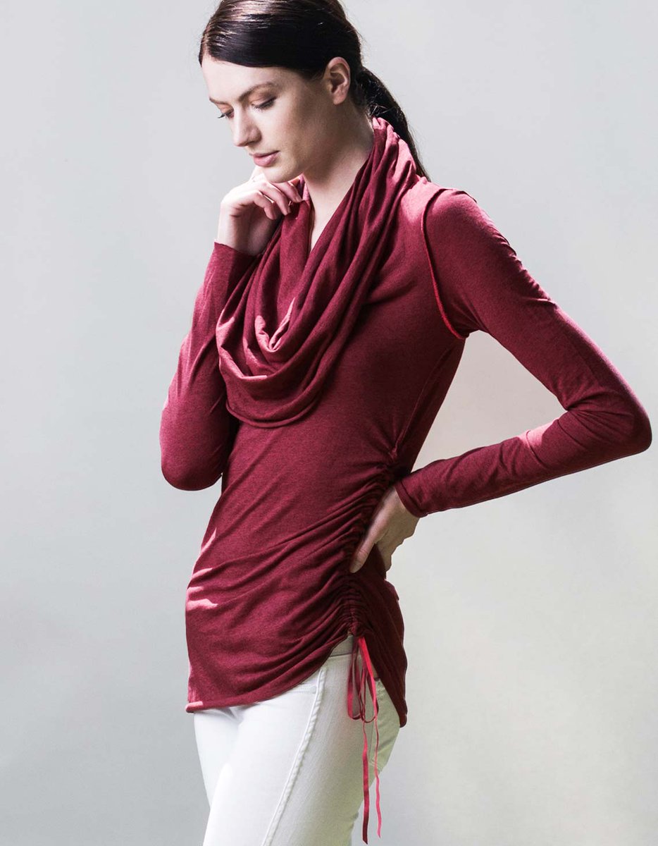 btcelements's tweet photo. New colors in our organic cotton Essential Vortex Cowl! Plus video showing how many ways it can be worn! #madeinla #ecofashion https://t.co/Po9g5Dh7fh https://t.co/A1YtMv4plf