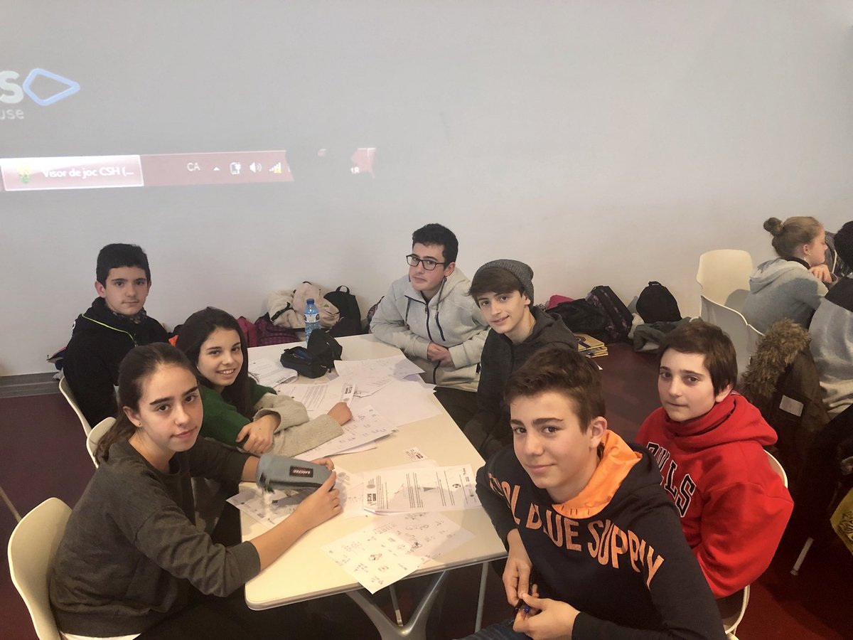 lluisheras's tweet image. Després de 60’ de nervis, felicitar a l’equip del @Piusfontiquer, per haver acabat 3è a la final catalana de la #copacangur2018. Passada veure’ls disfrutar amb les #mates !!! @tecnocampus @cangurCAT #explorium #goodjob #copacangur