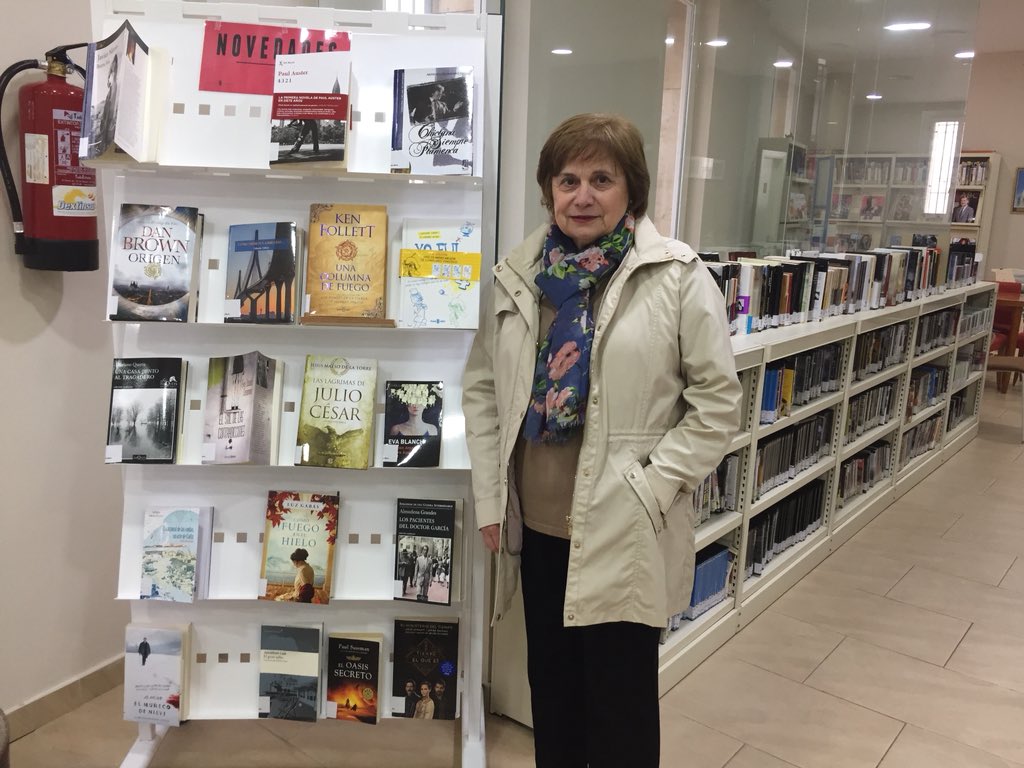 BMCadiz's tweet photo. 📚🏆Leer tiene recompensa y Virginia Gutiérrez Acebo es nuestra #LectoradelMes que se va al teatro el próximo día 3. Enhorabuena!!!! https://t.co/YFw1w9GjT0