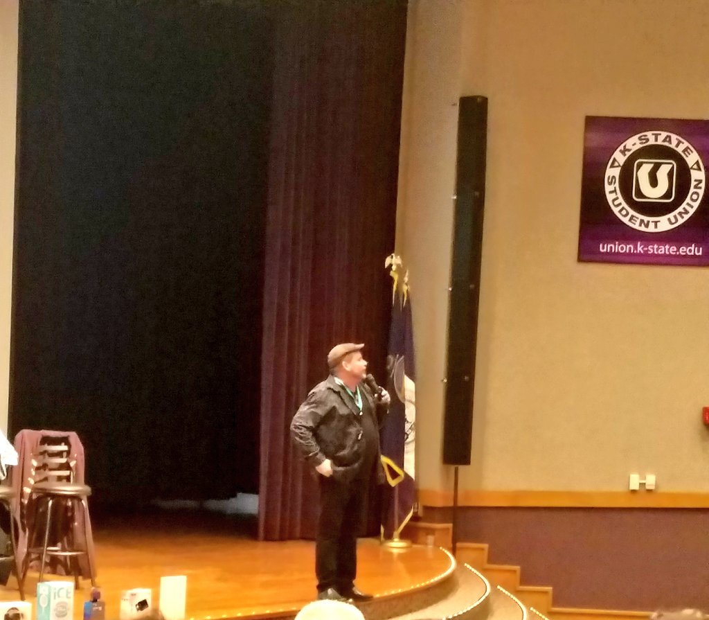 stephens4t's tweet photo. “Kids are playing on a digital playground and no one is on recess duty." @kevinhoneycutt #maceks18 MACE my favorite place to be, learning and being inspired today and tomorrow. https://t.co/EnrcJjz9iD