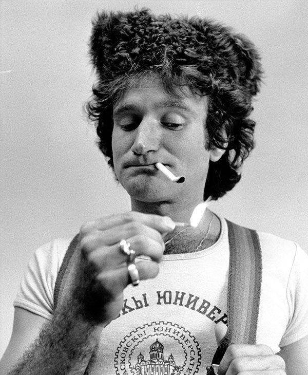 HistoryInPics's tweet photo. โAn empty stomach, an empty wallet and a broken heart can teach you the best lessons of life.โ ~ Robin Williams https://t.co/tXQIAi1Mj6