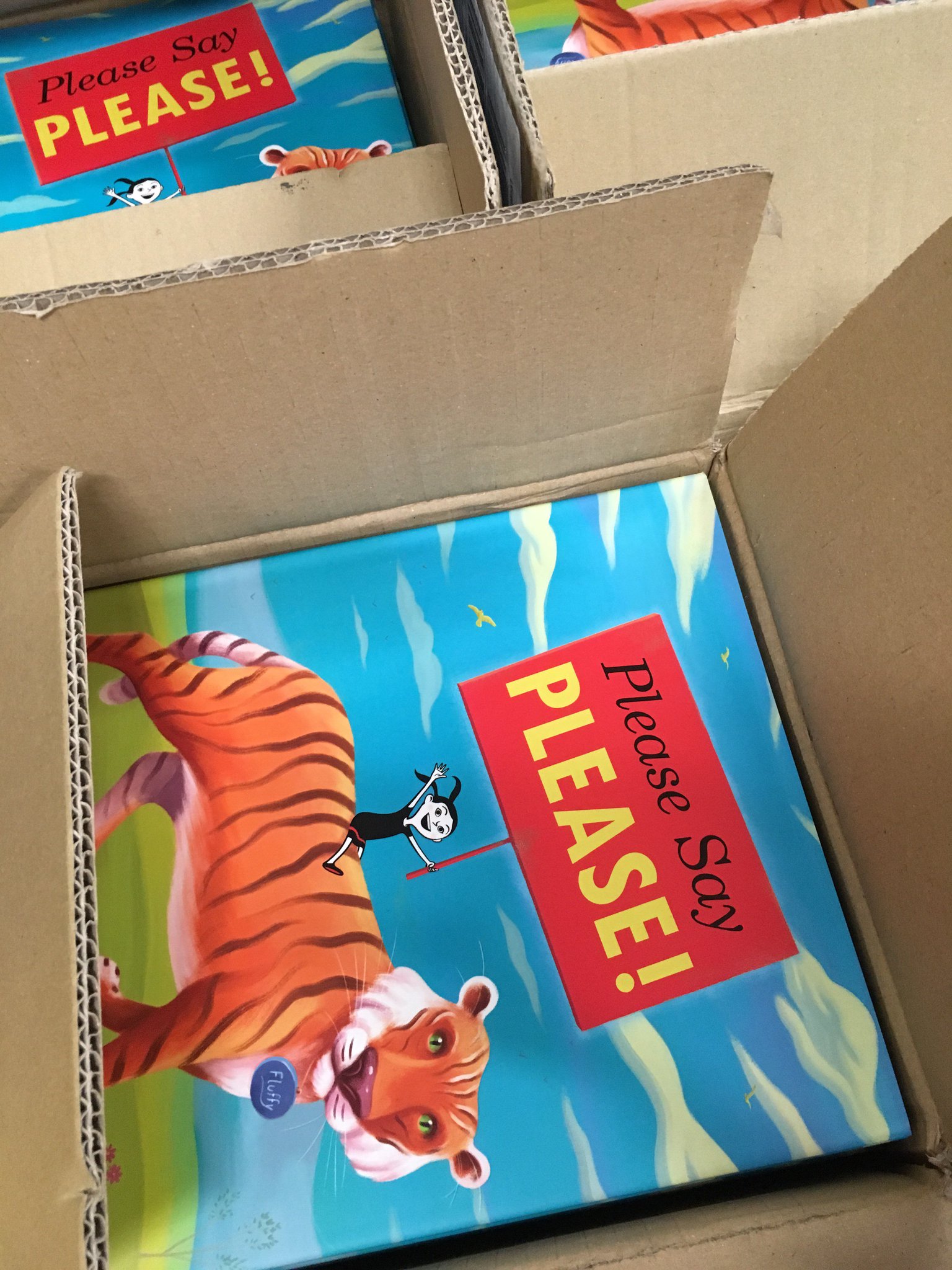 Kyle T Webster on Twitter: "Signing 500 books in stages my hand is