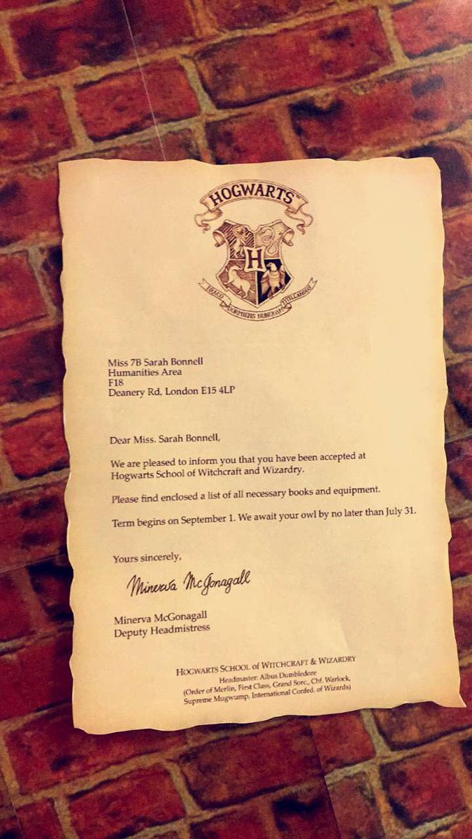 1924_yasmin's tweet photo. #hogwarts #sarahbonnell #worldbookday https://t.co/OUovLNAGls