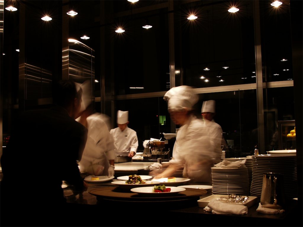 This month's valuable newsletter from our trusted Crisis Response consultants <a href="/TheAchesonGroup/">The Acheson Group</a> focuses on proper handling of a #Norovirus incident at a restaurant establishment bit.ly/2ozHKR1 #RestaurantRecoveryInsurance #TMHCCS