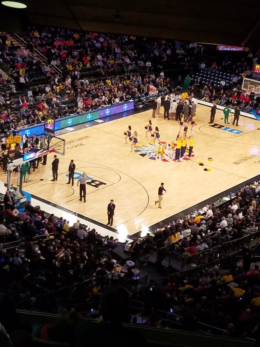 mbooms's tweet photo. #B1GatMSG https://t.co/2dA2wzmyZ4