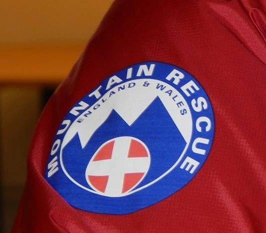 28/02/18 #12 Just as the team were returning to base we received another call from NWAS, a runner had slipped and sustained a leg injury whilst on Scout Scar. The casualty was treated and stretchered down to an awaiting land ambulance.