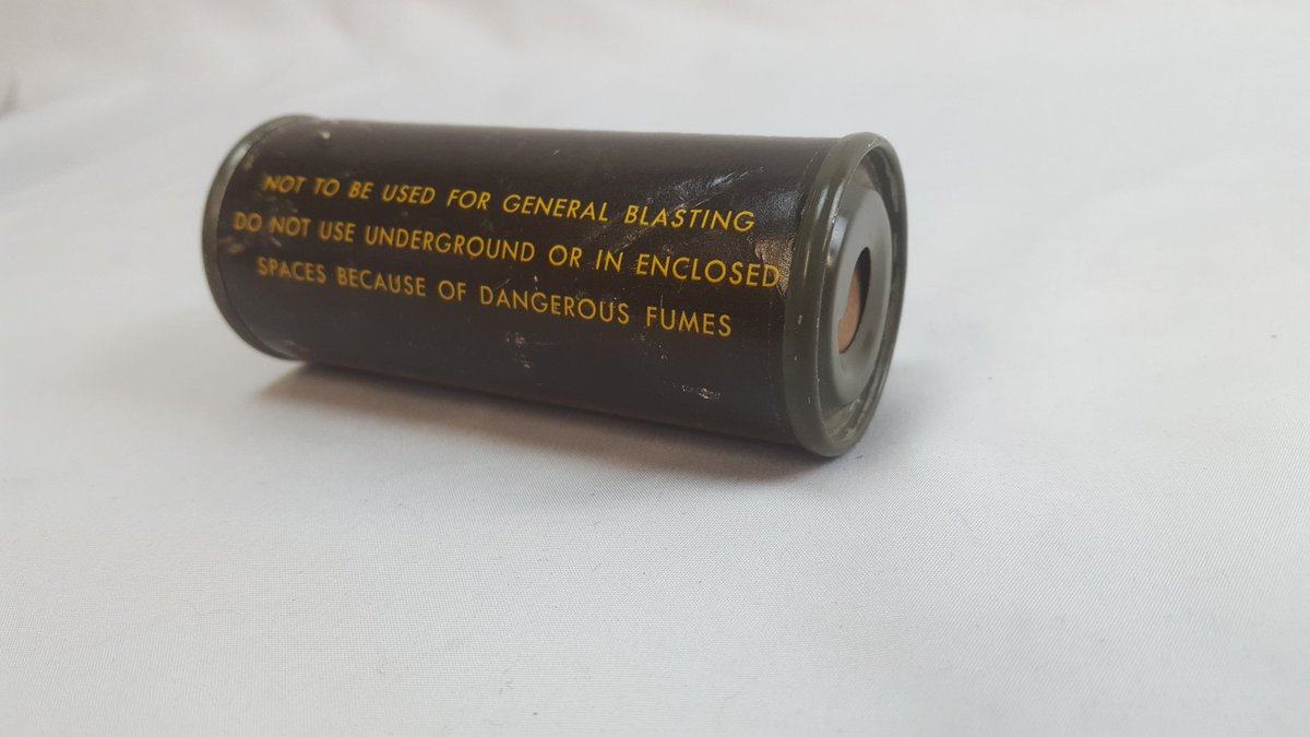 WW2_Collection_'s tweet image. Vietnam era 1/4 lb TNT stick. This is 100% Inert.