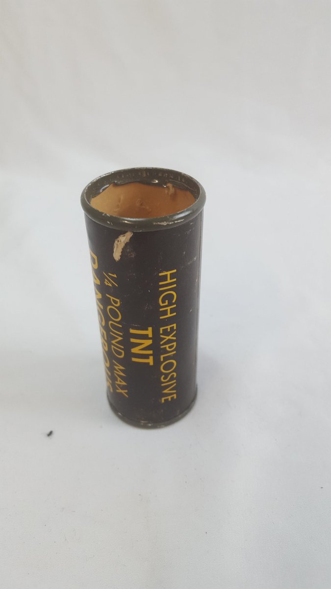 WW2_Collection_'s tweet image. Vietnam era 1/4 lb TNT stick. This is 100% Inert.