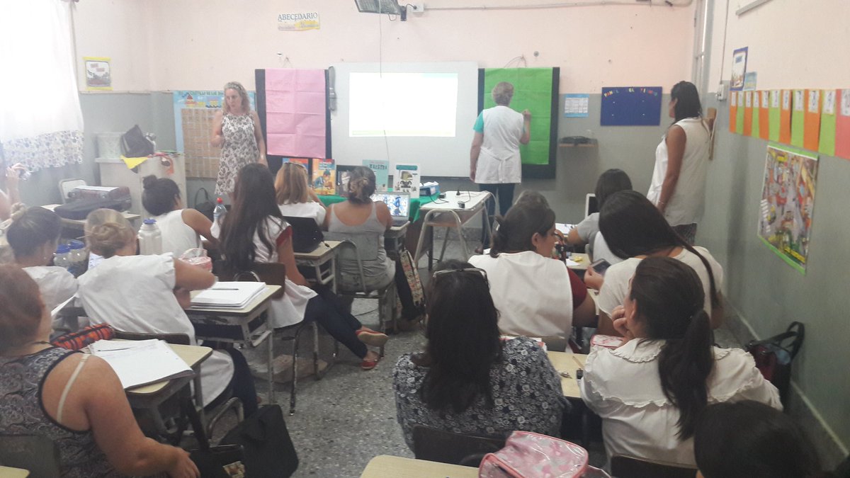 Ropy83's tweet photo. Último encuentro de la Capacitación #Articulación  entre EP-ES. Prácticas del Lenguaje  @equipocoordciie @BaheDfc https://t.co/I36NbdkQpP