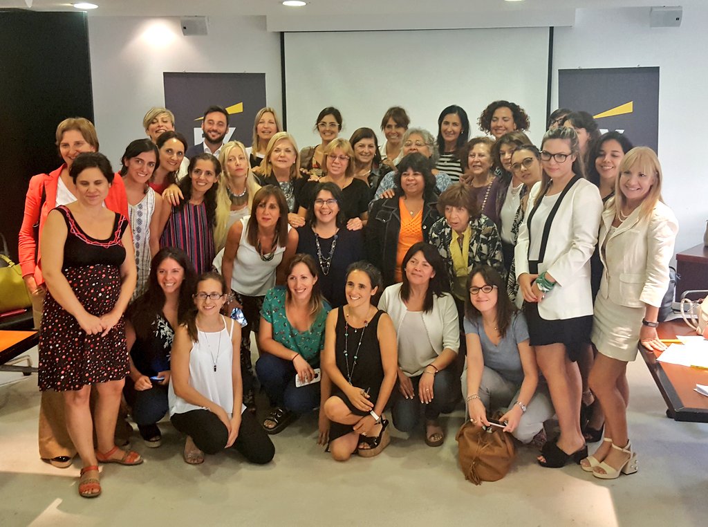EY_Argentina's tweet photo. Cierre de un gran encuentro sobre inclusión laboral de las mujeres y políticas de cuidado. Agradecemos a todos los que fueron parte y aportaron sus propuestas. #WomenFastForward #W20 https://t.co/NKnwxEu9gy