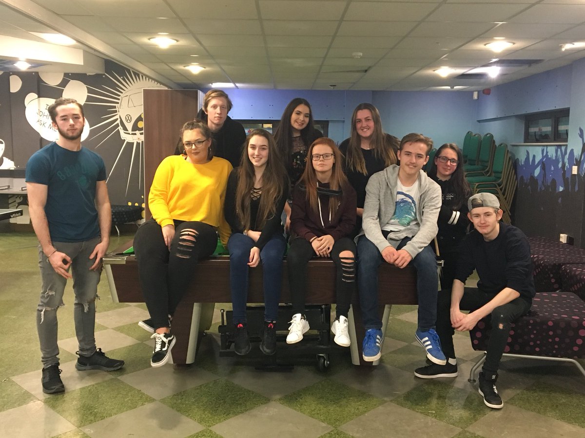 HelenVibeUKOrg's tweet photo. Keeping in contact with our young people 💜 1 year on reunion with our former ‘Thursday Thing’ group! Great seeing all these faces again! @KnowsleyYM https://t.co/VsYat8oCWj