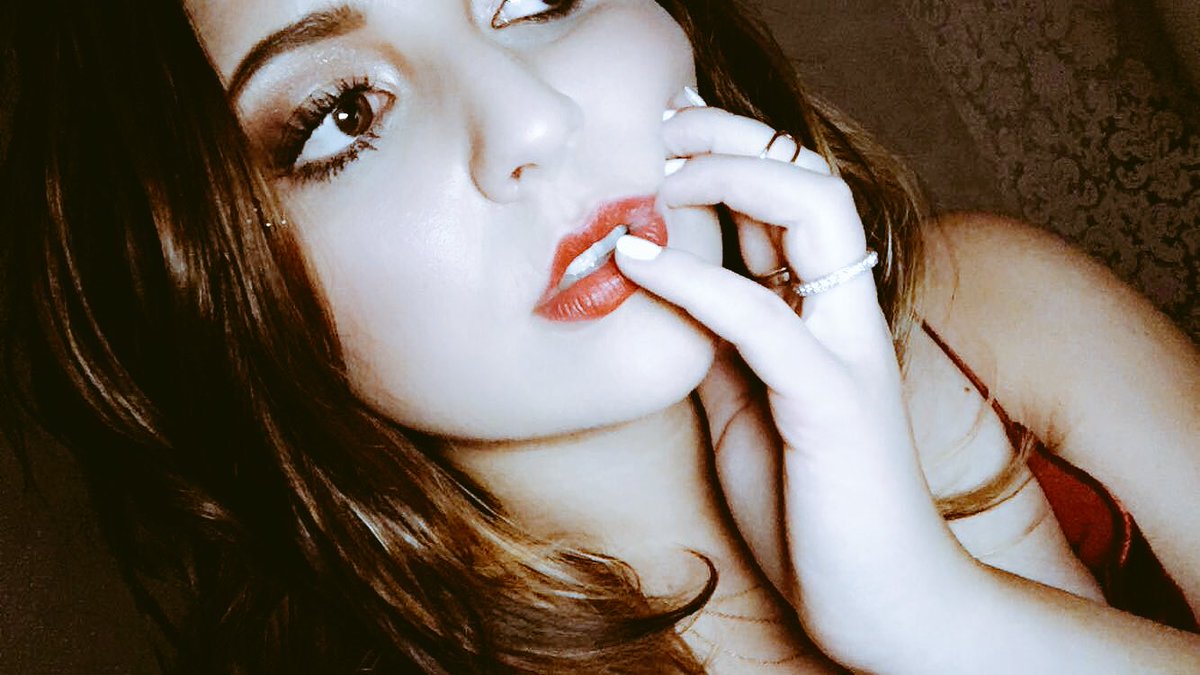 CarolineKole's tweet photo. hi have u heard #GHOSTremix ? comment with a ๐ป if you have !!! https://t.co/UcDzJfWDuv