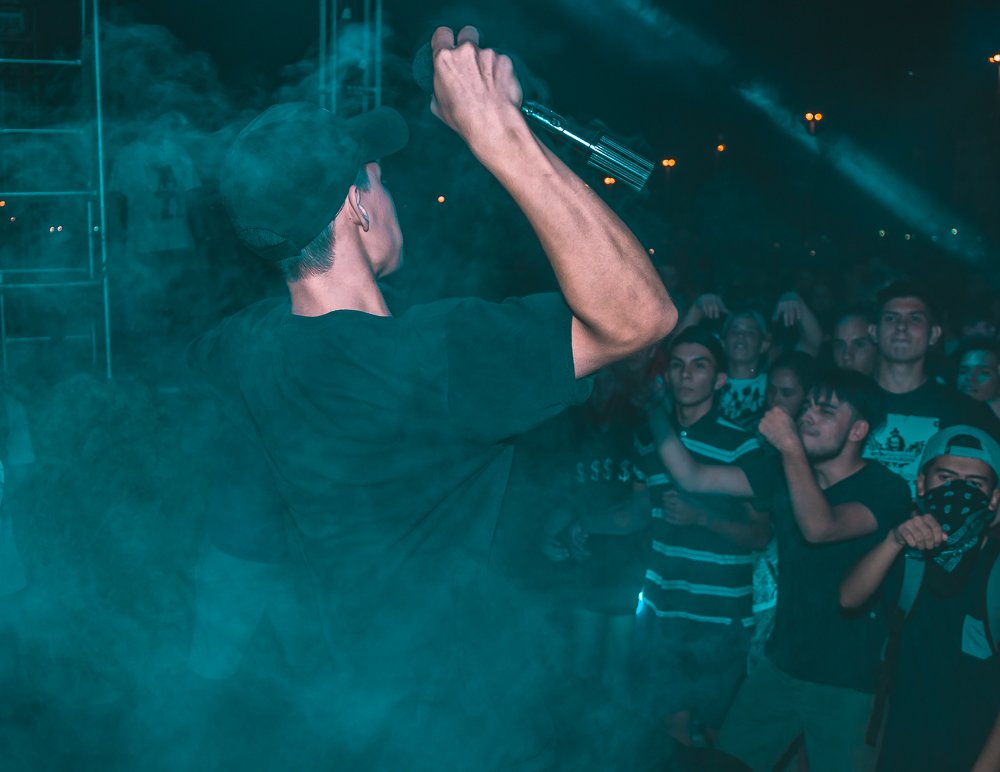 francolucas019's tweet photo. 🔥💀
. 📷: @adorno.sebasph Capo Total.
#Costanera #Asunción #Djshelp #Rave #Benéfico #Lit #Young #Djs #Dafraes #Eduarr #B2b #Kilombo https://t.co/4Sz5EnsWbt