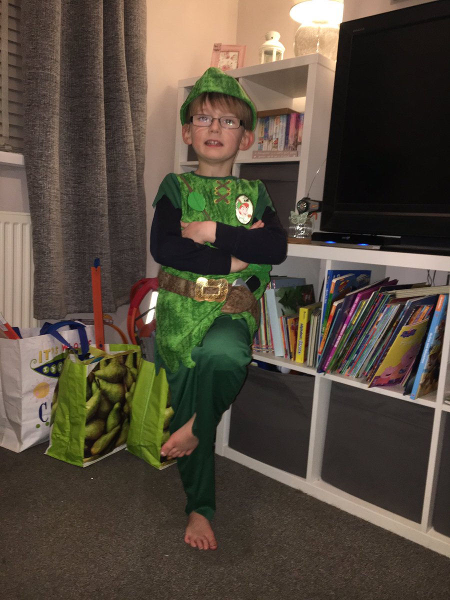 TeamReaPow's tweet photo. Happy #WorldBookDay! We're celebrating from home as School is closed today! Here's my Little Peter Pan πππ #WorldBookDayUK #WorldBookDay2018 #PeterPan #SecondToTheRight #SnowDay2 @WorldBookDayUK @_MrsBG @stjs_staveley https://t.co/NXQktGbS7f