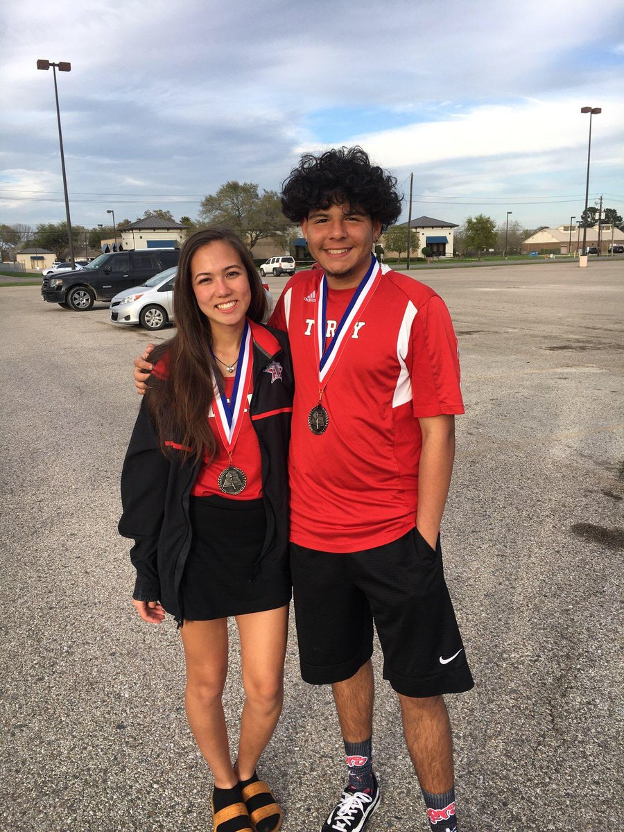 Congratulations to Senior Gina Kowal and Junior Andrew Vasquez for taking second place in the Mixed Double B Draw at the Alief Tournament today!! Great job guys!! #rangertennis #rangerswin
