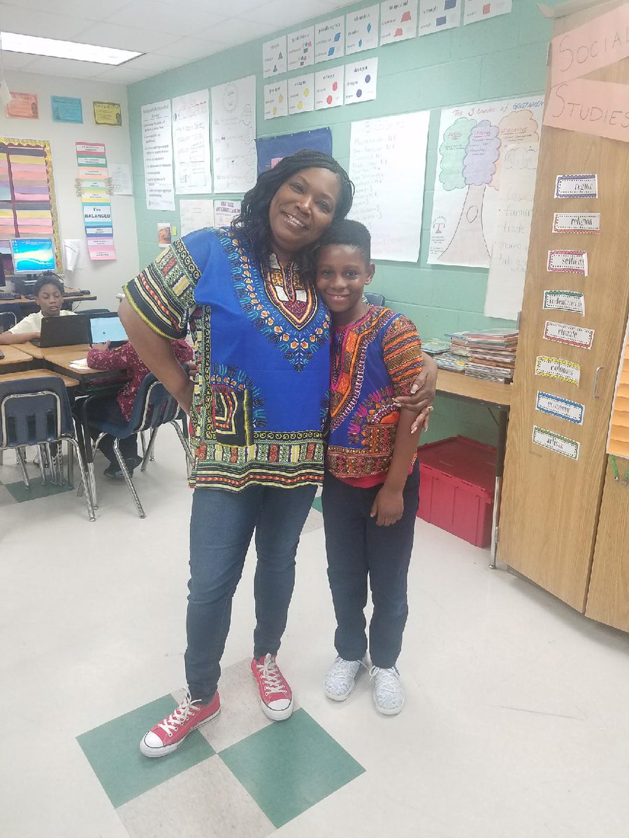 Embracing our future... remembering our past. #lovemyscholars  <a href="/DrEmilyAMassey/">DrEmilyAbramsMassey</a> <a href="/CarstarphenMJ/">Meria Carstarphen</a> <a href="/ByronAmos/">Byron Amos</a> <a href="/DrRubyeSullivan/">Rubye Sullivan</a> <a href="/apsupdate/">ATL Public Schools</a>