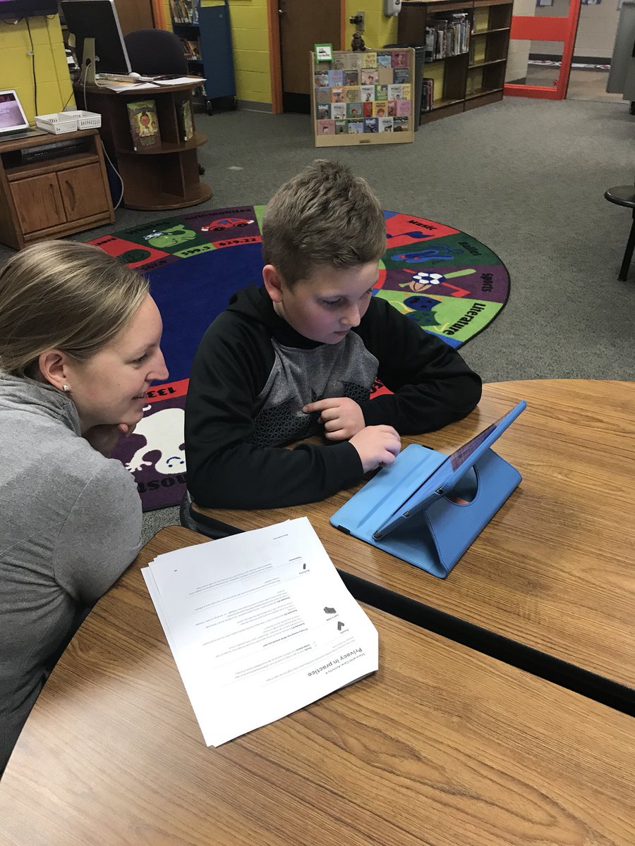 mrspalone10's tweet image. So many amazing Deer Run families spending time together at Parent U! We even had guests from Glacier Ridge. 😊@dreDCSD