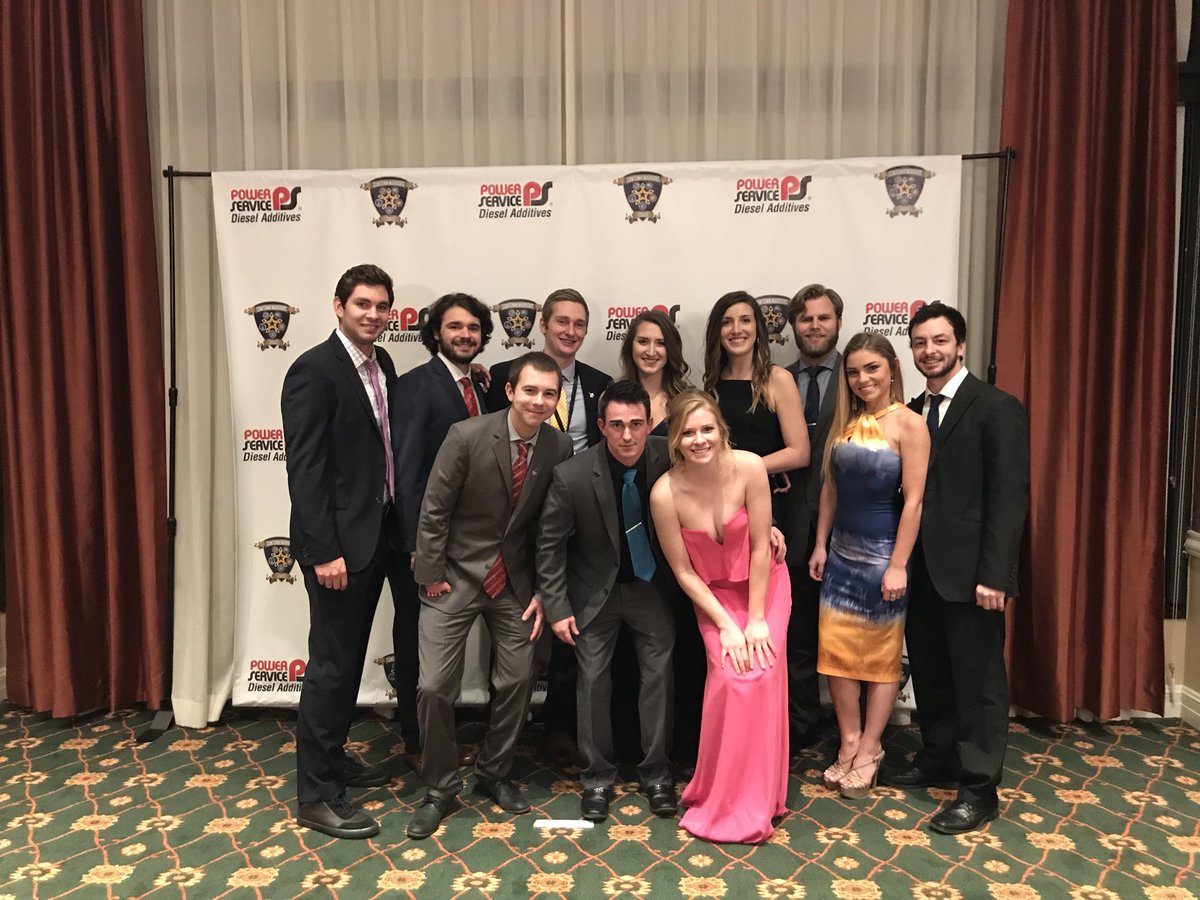 My friends are HOT! 🔥😍