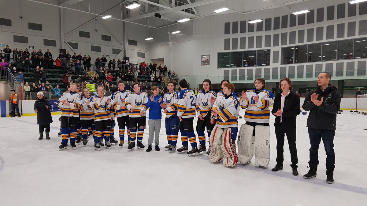 RavensHockeyInv's tweet image. Congrats to the Frank Roberts  Raven for winning this year's Akita Junior High Shield!