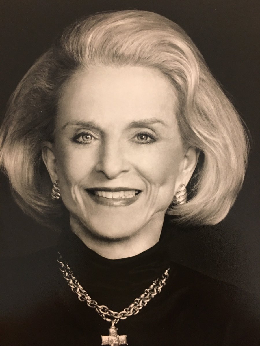 SWMedFoundation's tweet photo. We are so grateful for Nancy Dedman, who recently made a $1M donation to the Foundation to establish the Dedman Family Distinguished Chair in Neurologic Disease at @UTSWNews https://t.co/7Qc2GSynbM #thankfulthursday #philanthropy #SWMed #UTSW https://t.co/HI02RRxjsR