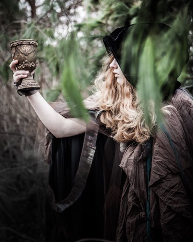 abigailgmoore's tweet photo. "You wish to go to the festival?"
Yes, of course you do! "Witch" day will you go?
Link in bio for tickets!
Performances:
Thursday, March 8th, 7:00pm
Friday, March 9th, 2:00pm
Friday, March 9th, 7:00pm
Saturday, March 10th, 2:00pm
Saturday, March 10th, 7:… https://t.co/bCSKsyMrKy https://t.co/T940Yav24s
