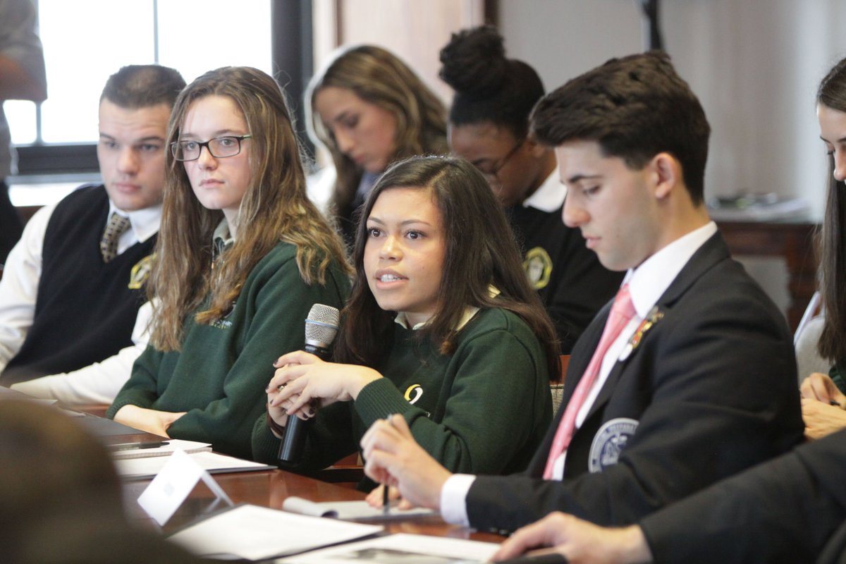 mrr__robott's tweet photo. Students from #Catholic schools across #SouthJersey met with @camdendiocese Bishop Sullivan to talk #gunviolence #ParklandSchoolShooting #neveragainmovement &amp; more. What they said &amp; how he responded: https://t.co/rO1AOZ67bm https://t.co/D60ZzGO3dB
