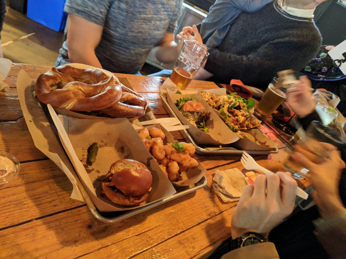 Imaginarykitchn's tweet photo. Food at motorco! Holy hell is this good food 10/10 https://t.co/2j4HZoIj8k