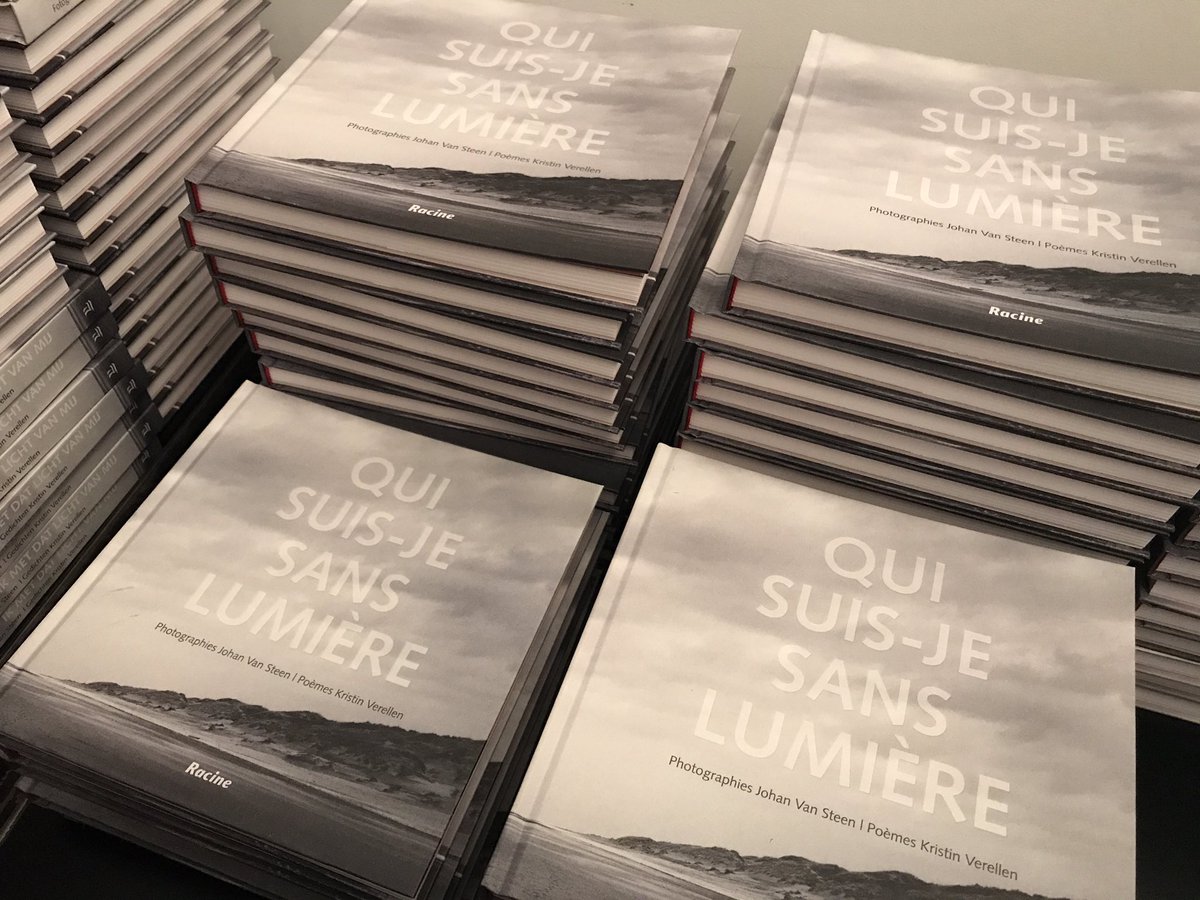 fzibouh's tweet photo. Présentation du livre de Kristin Verellen "Qui suis-je sans lumière" au KVS. Une belle soirée en hommage pour son mari Johan Van Steen, décédé lors des attentats du 22 mars + Expo Photo à voir au KVS! https://t.co/P6mseosSdz