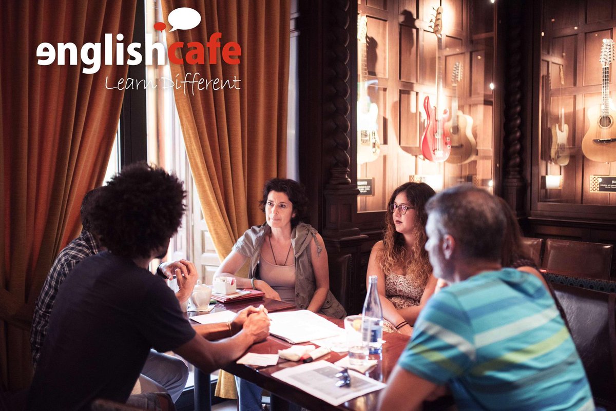 EnglishcafeMLG's tweet photo. ¿Te apuntas a aprender inglés con nosotros este mes?  
Nuestras clases de inglés semanales son divertidas y hacen magia con tus poderes sobre el inglés. Garantizado. 
¡Prueba nuestro método para hablar inglés! https://t.co/RGFUJXWDKG https://t.co/KZ3nWMnh3U