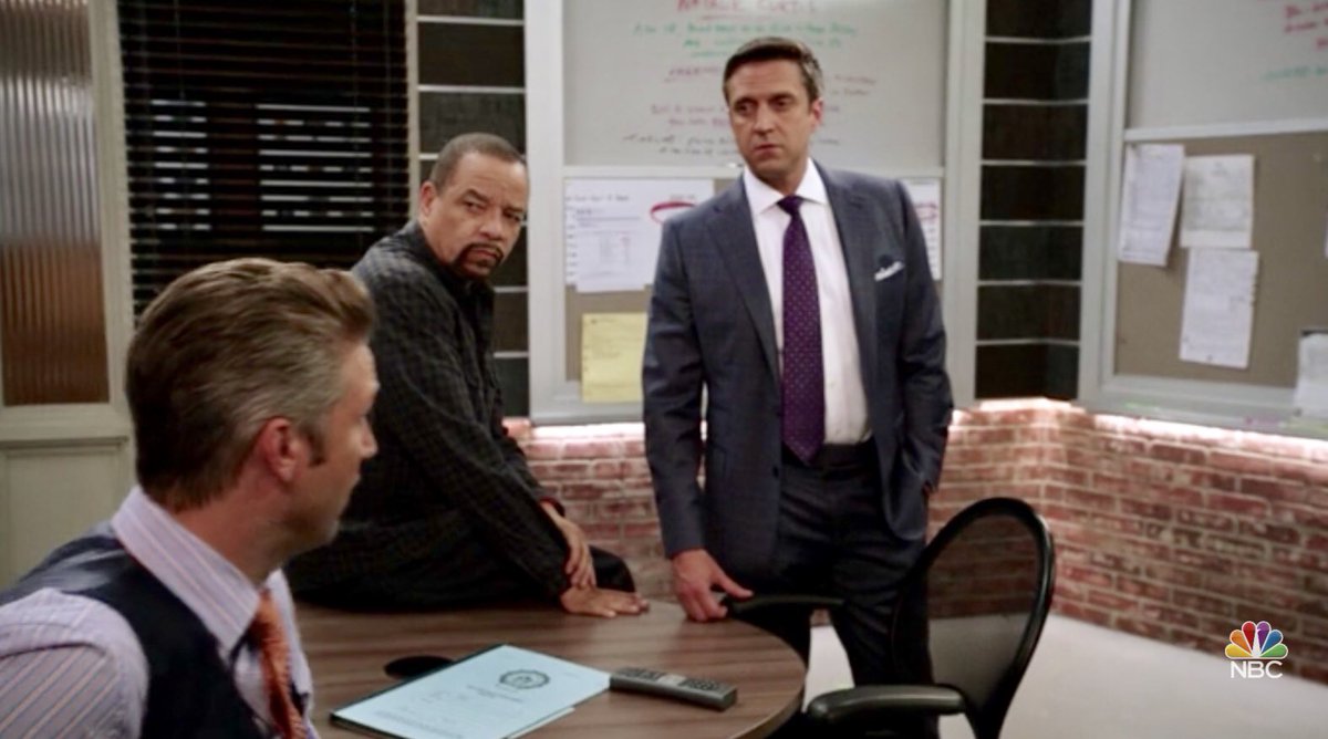 MEABarisi's tweet photo. Um. I think there was a misprint in that article this morning... Rafael Barba may have left us but these are still two Extremely Bisexual SVU characters right before our very eyes. We reject your Very Straight vision, @Noochone. #SVU #Barisi #gaysinmysvu https://t.co/olSt2DnODh