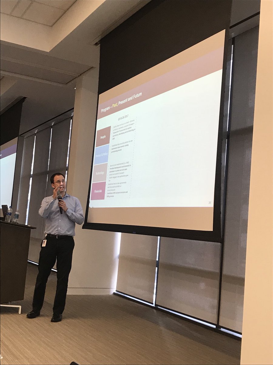 deralynoconnell's tweet photo. Loved hosting the IOE Townhall from our new facility in Houston #609Main @weareunited https://t.co/nfRnkZoSUi