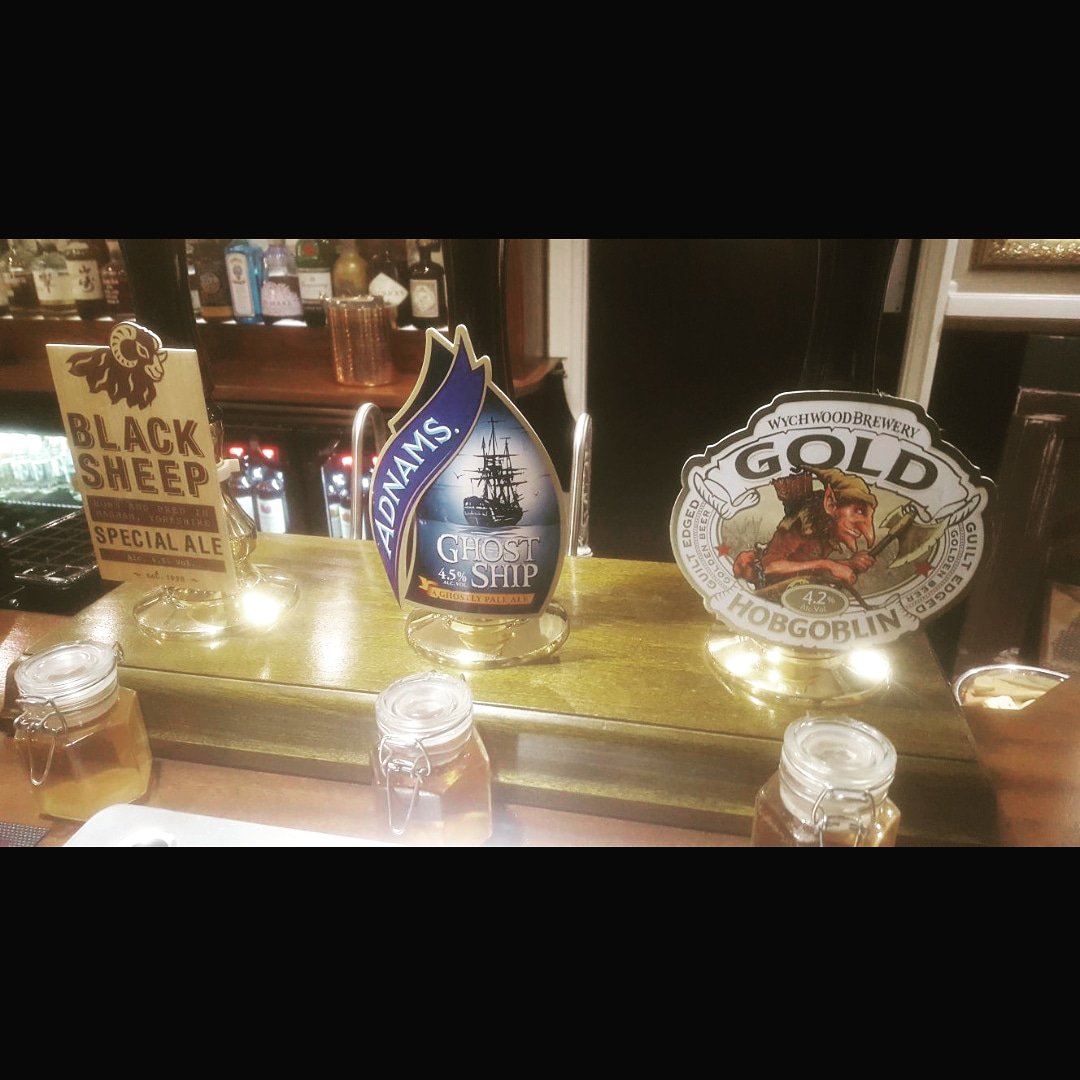 BrawnsDen's tweet photo. Cask ales changed again 
@BrawnsDen! 
@Admiral_Taverns 
@blacksheep
@Adnams
@Hobgoblin_beer https://t.co/bXlBqzn3Eb