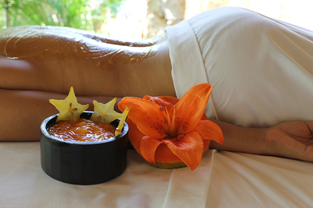 SpaCapricho's tweet photo. Llego Marzo y la Primavera, renueva tú piel con una exfoliación corporal.
 @SpaCapricho  #ViveLaExperiencia  @CaladeMarResort #IxtapaZihuatanejo

March is here and so is the Spring, renew your skin with a body exfoliation.
#LiveTheExperience https://t.co/QkGYlFK8Ep