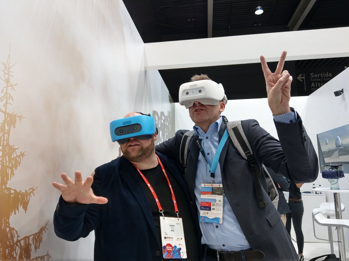 drrnmllr's tweet photo. As always it was a pleasure to hang out with #TeamHTC @fabnapp @wheelergd @wozzamkt @Jade_HTC @CherWang at #MWC18 - Not forgetting new friends @janimationinc !! https://t.co/sw9VrLZf5Z