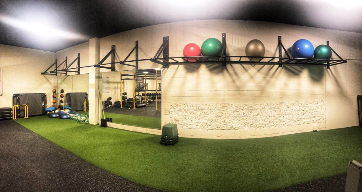 TheMMALAB's tweet photo. You have time to make it to cardio at 5. Do it. #mmalab #labfit #goals https://t.co/Hh4xidKcZf